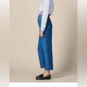Sandro dual tone mom jeans !! Size 40 INSEAM IS 29 1/2 inches